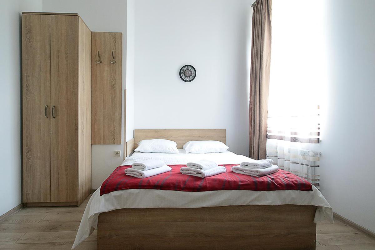 Buk Apartments On Doroshenka 29 Львів Екстер'єр фото