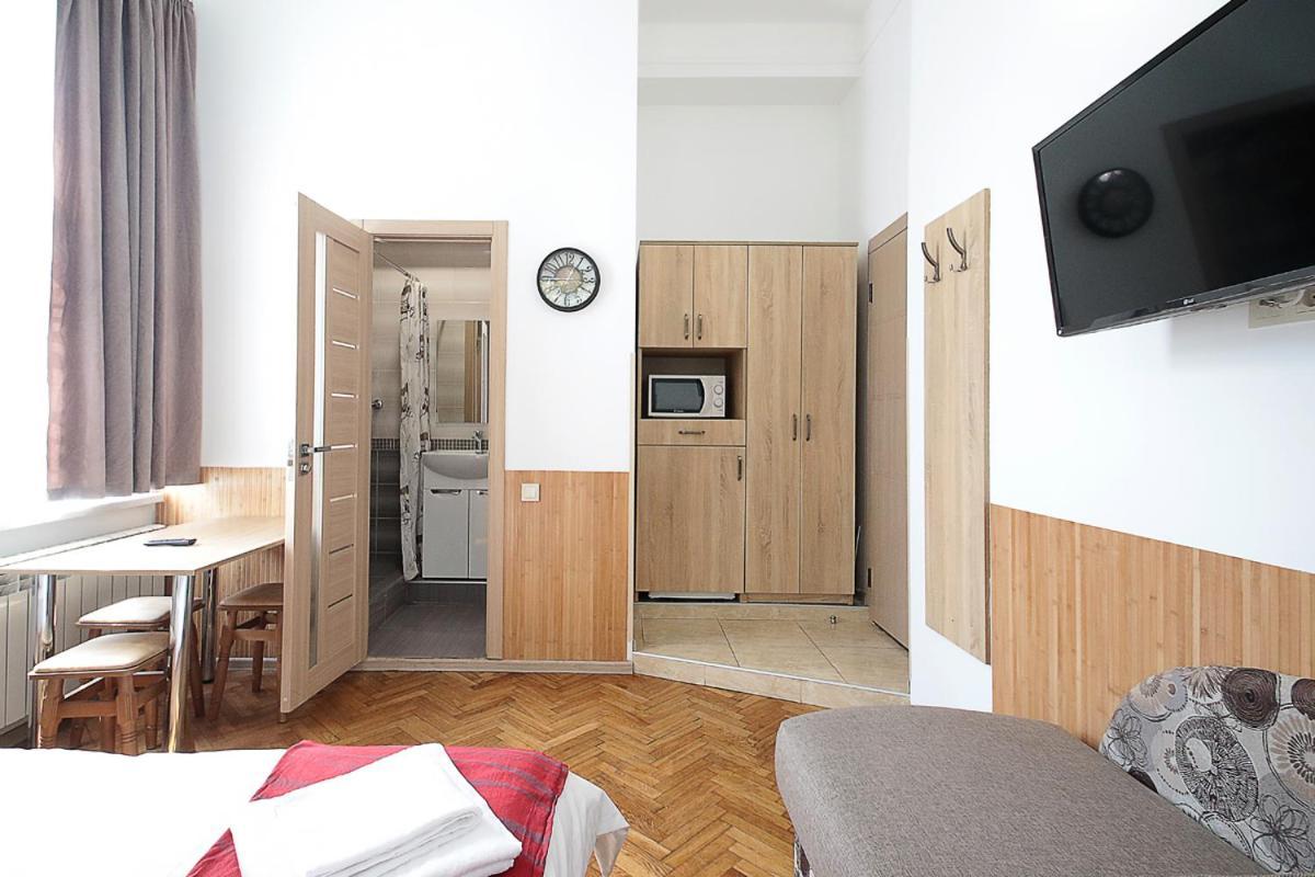 Buk Apartments On Doroshenka 29 Львів Екстер'єр фото
